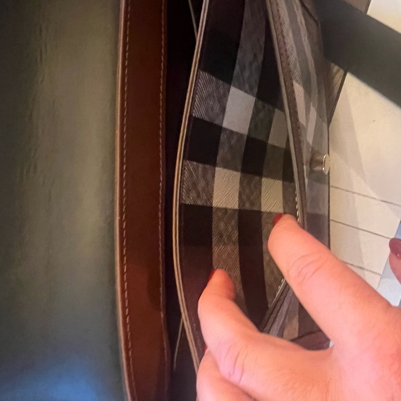 Burberry Note Bag - Dark Birch Brown - Picture 7 of 7